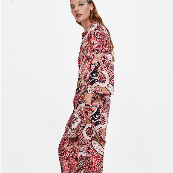 BLOGGERS FAVORITE Zara Paisley pants and dress - Picture 3 of 6